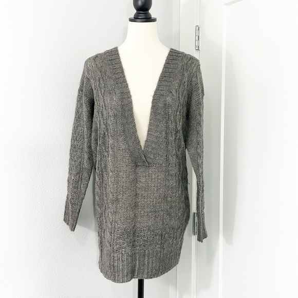 Joie Sweaters - Joie XS Gray Lightweight Long Sleeve Open Weave Knit V-Neck Oversize Sweater